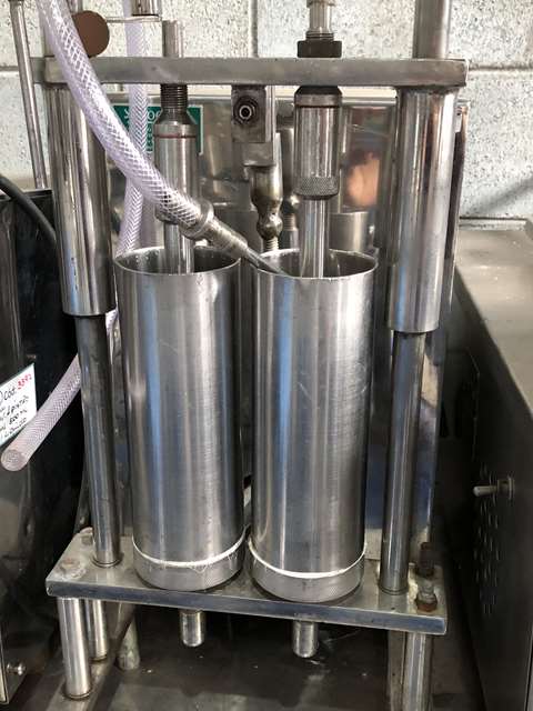 Envasadora 2 pistões 500ml marca Erli